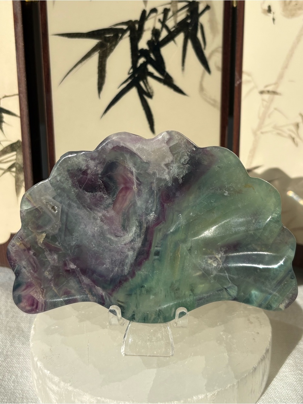 Fluorite shell shaped crystal bowl